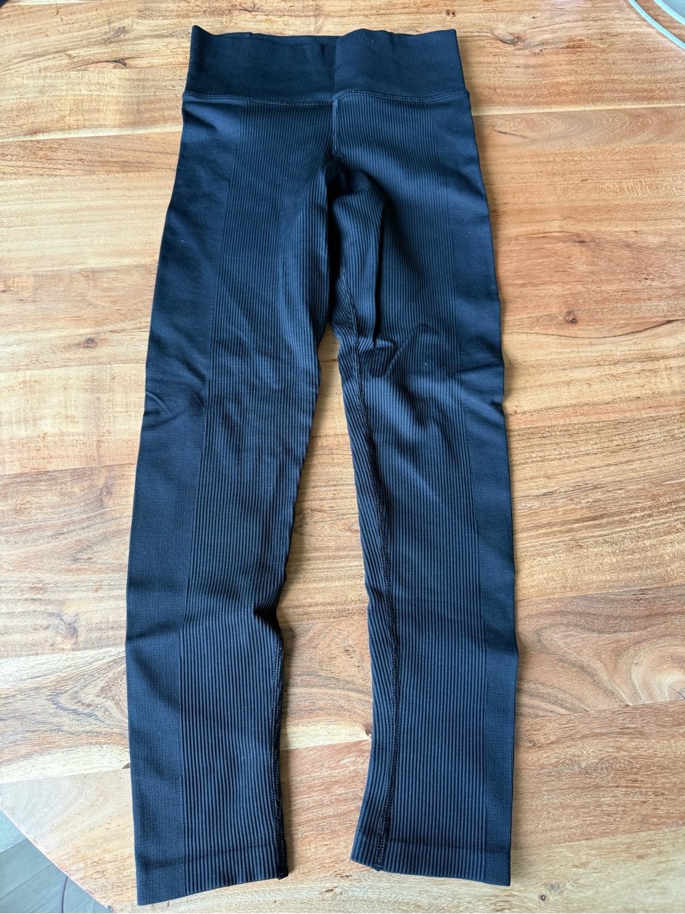 EUC Athleta Girl Ribbed High-Rise Leggings Black